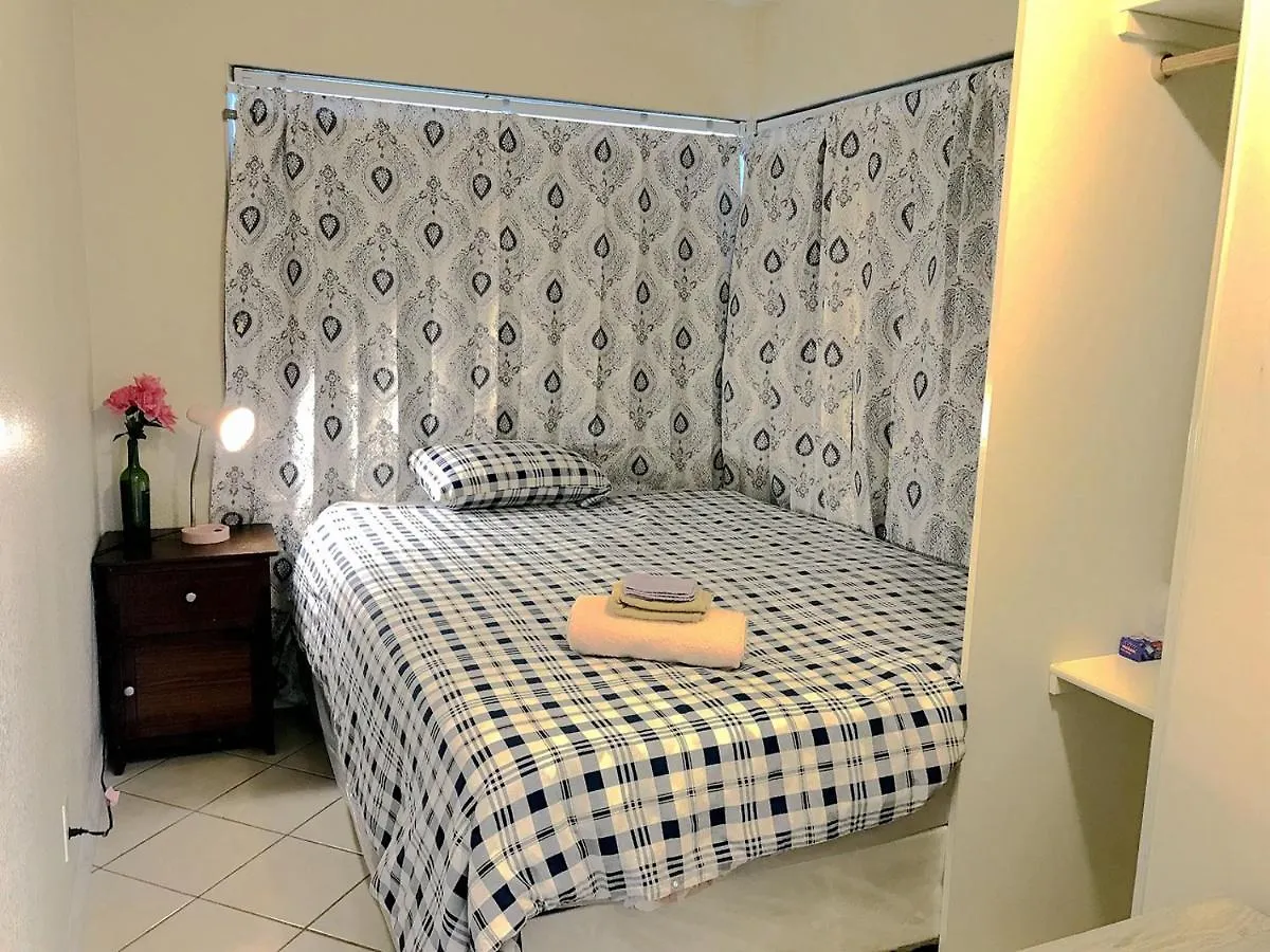 New Bedroom Queen Size Bed At Las Vegas For Rent-4